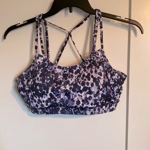 Gaiam workout top; No Flaws!